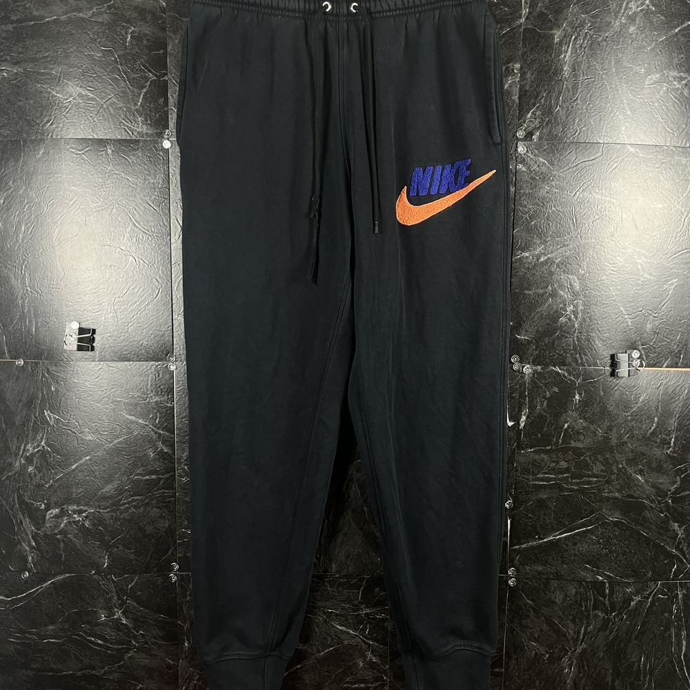 Nike Men's Black Fleece Sweatpants Jogger Medium